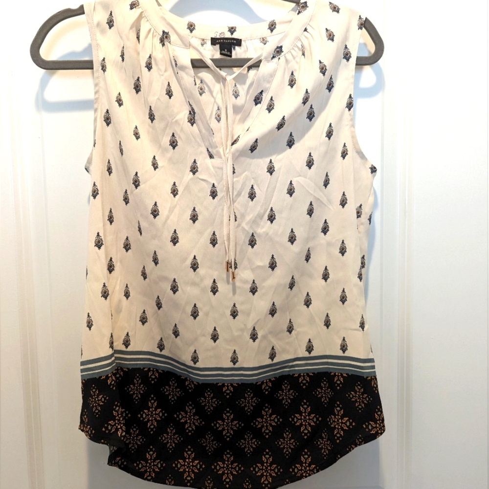 Ann Taylor Tie neck Sleeveless Blouse Size S
